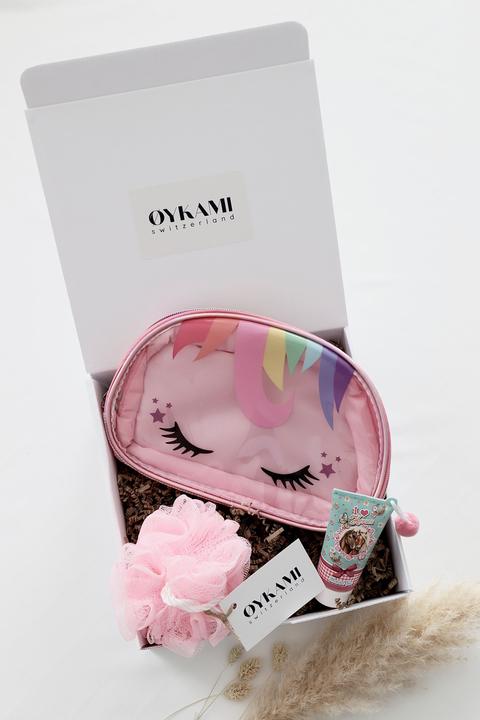 Actual product image Oykami Geschenkbox Mädchen "Einhorn Kosmetiktasche"
