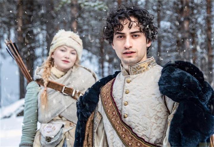 Immagine prodotto Plaion Tre nocciole per Cenerentola (Mediabook, 4K-UHD + 2 Blu-ray) (Blu-ray, 2022, Tedesco)