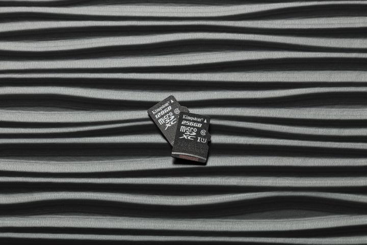 Image du produit Kingston Toile Go (128 Go, microSDXC, U3, UHS-I)