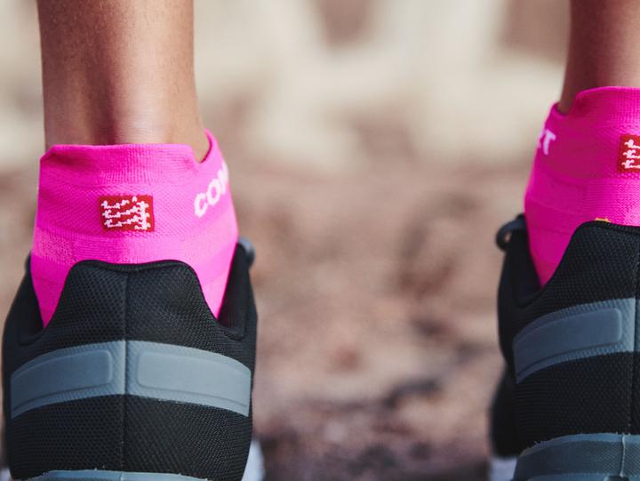 Produktbild Compressport Pro Racing Socks v4.0 Ultralight Run Low (42 - 44)