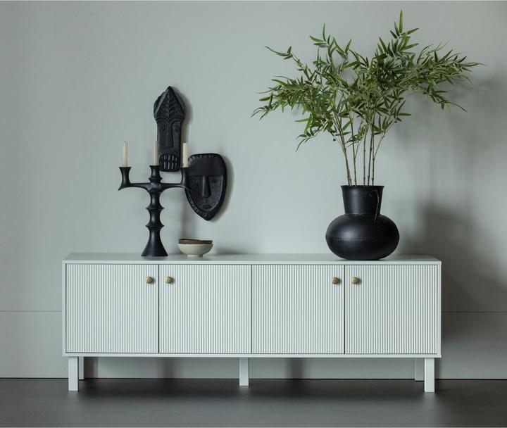 Actual product image Woood Madu (56 x 160 x 46 cm)