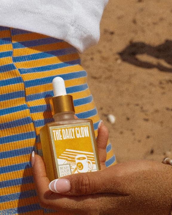 Produktbild Neighbourhood Botanicals The Daily Glow Facial Oil (30 ml)