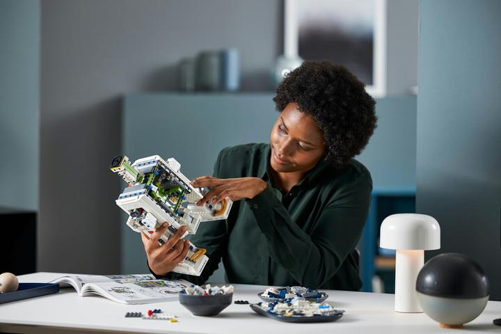 Actual product image LEGO Star Wars R2-D2 (75308) (75308, LEGO Rare Sets, LEGO Star Wars)