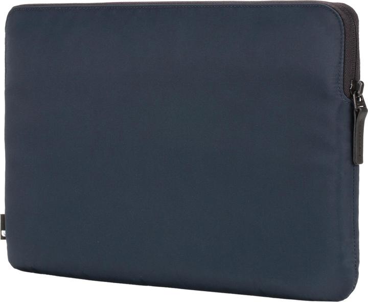 Actual product image Incase Compact Sleeve in Flight Nylon for MacBook Pro 14" 2021 (14", Apple)