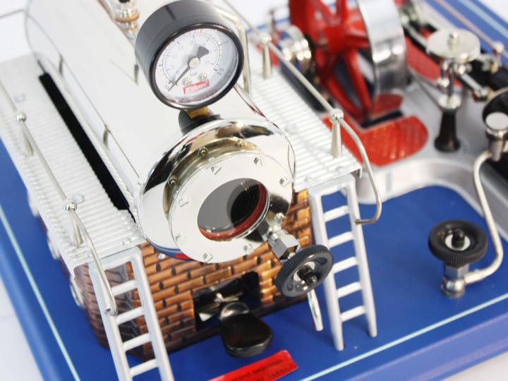 Actual product image Wilesco Steam engine with steam chimney