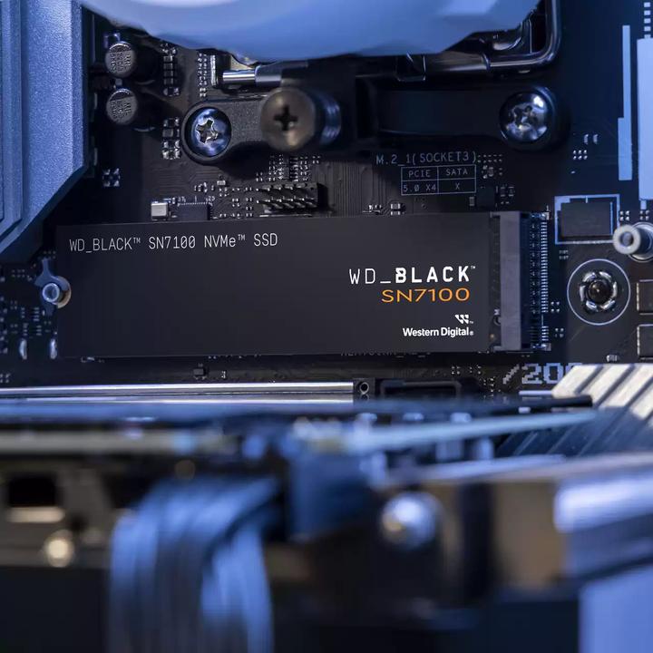 Image du produit WD SSD M.2 (2280) 4TB Black SN7100 PCIe 4.0/NVMe (4000 Go, M.2 2280)