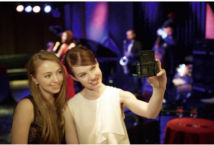 Actual product image Sony Cyber-shot DSC RX100 III (24 - 70 mm, 20.10 Mpx, 1")