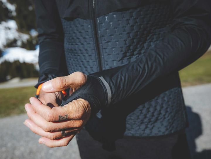 Produktbild Compressport Winterisoliert 10/10 (M)