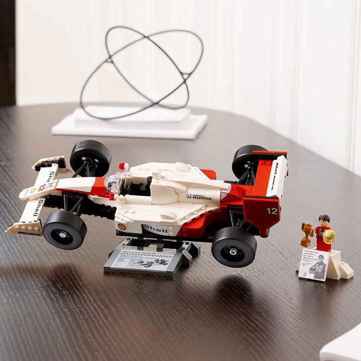 Produktbild LEGO McLaren MP4/4 & Ayrton Senna (10330, LEGO Icons)