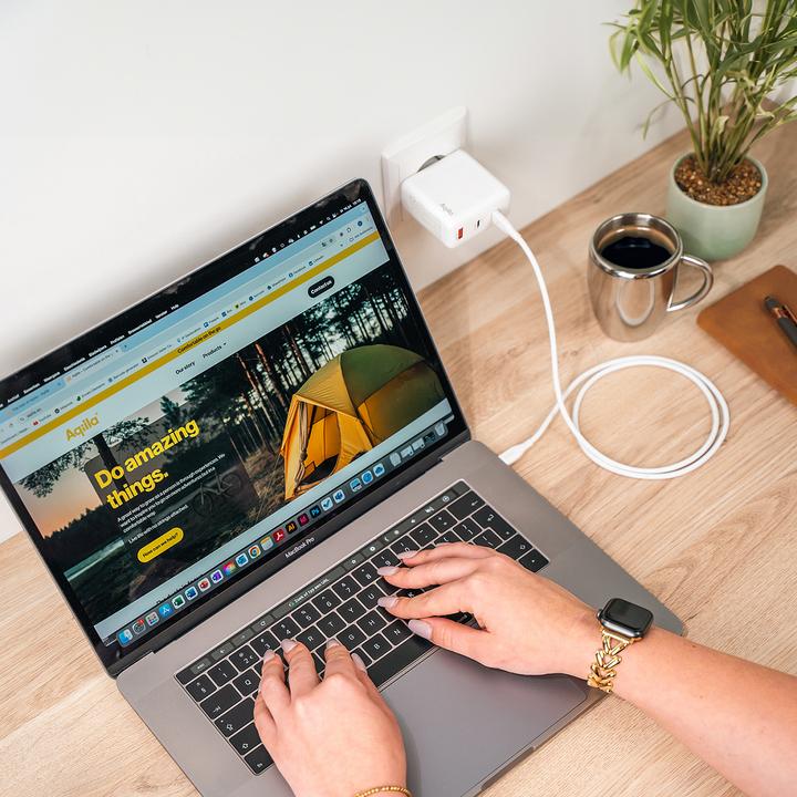 Produktbild Aqiila Cablebird CS12 - USB-C to USB-C Silicon cable, 60W (2m) - White (2 m, USB 2.0, 60 W)
