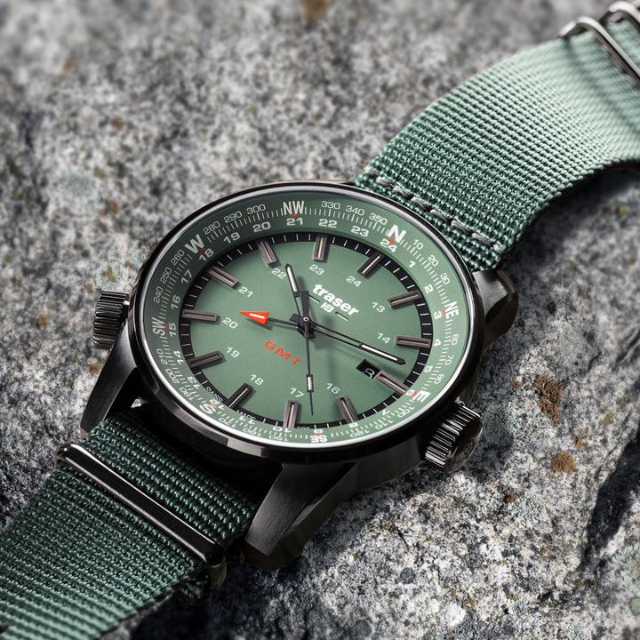 Produktbild Traser P68 Pathfinder GMT (Analoguhr, 46 mm)
