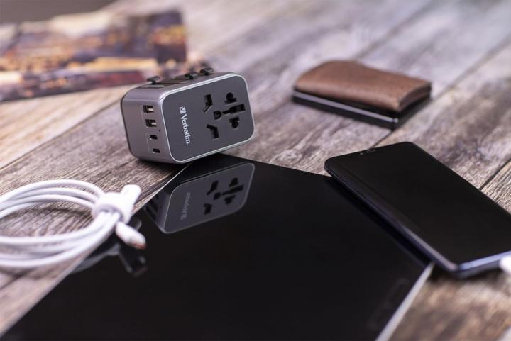 Actual product image Verbatim Universal Travel Adapter