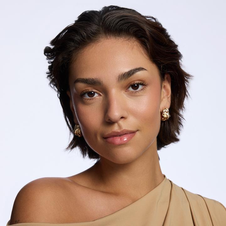 Actual product image Catrice Glossin' Glow Tinted Lip Oil (60 Party Crasher)