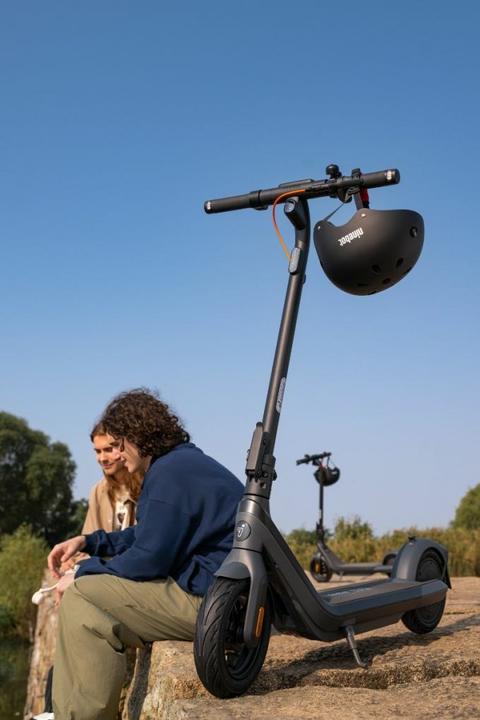 Immagine prodotto Segway-Ninebot E2 Pro E (25 km/h, 35 km, 350 W)