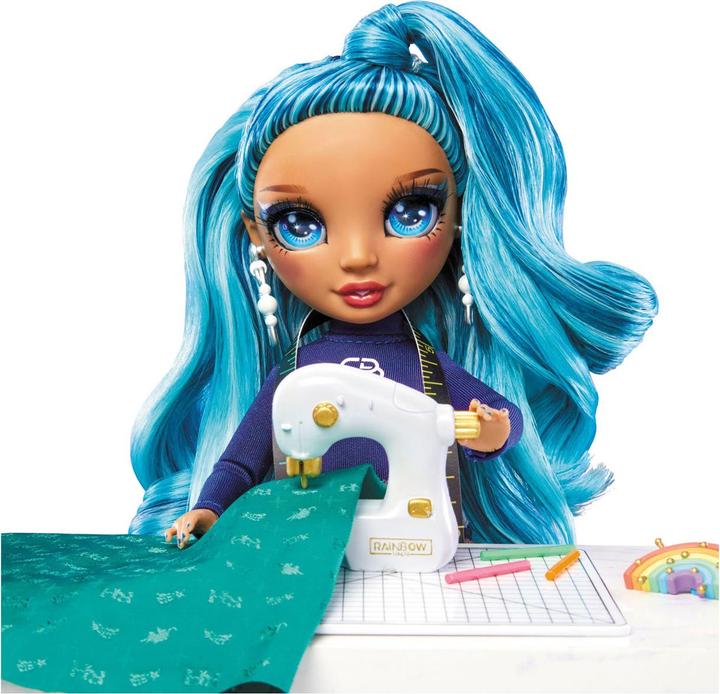 Image du produit MGA Dream & Design Fashion Studio Playset (w/ doll)