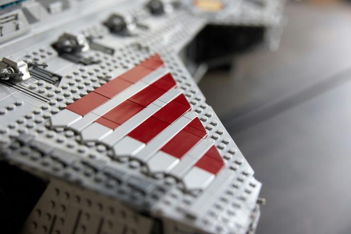 Actual product image LEGO UCS Venator-class Republic Attack Cruiser (75367, LEGO Star Wars, LEGO Rare Sets)