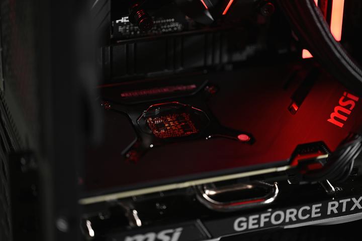 Actual product image Action .Actina Gaming GameOn (Intel Core i5-14600KF, 32 GB, 1000 GB, GeForce RTX 4070 Ti Super)