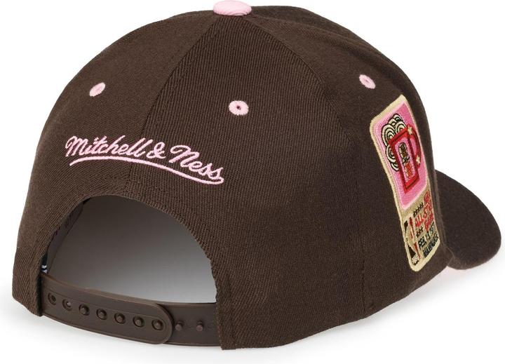 Actual product image Mitchell & Ness Snapback Cap SUGAR Milwaukee Bucks (One size)