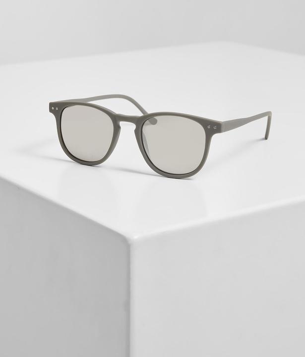 Actual product image Urban Classics Sunglasses Arthur with Chain - 6232
