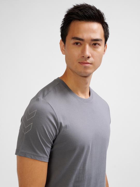 Actual product image hummel Hmlelemental Chevron Cotton Tee (L)