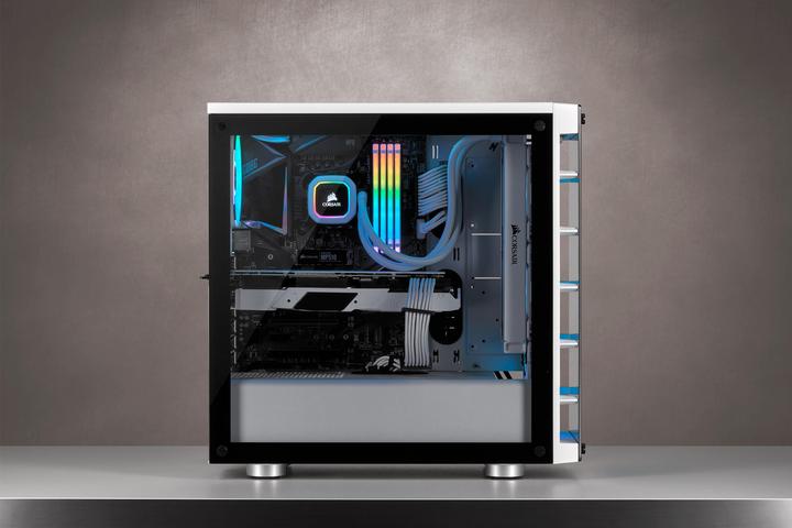 Actual product image Corsair iCUE 465X RGB (ATX, mATX, Mini-ITX)
