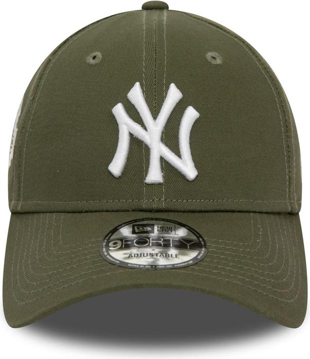 Actual product image New Era 9Forty Strapback Cap - Sidepatch New York Yankees (One size)