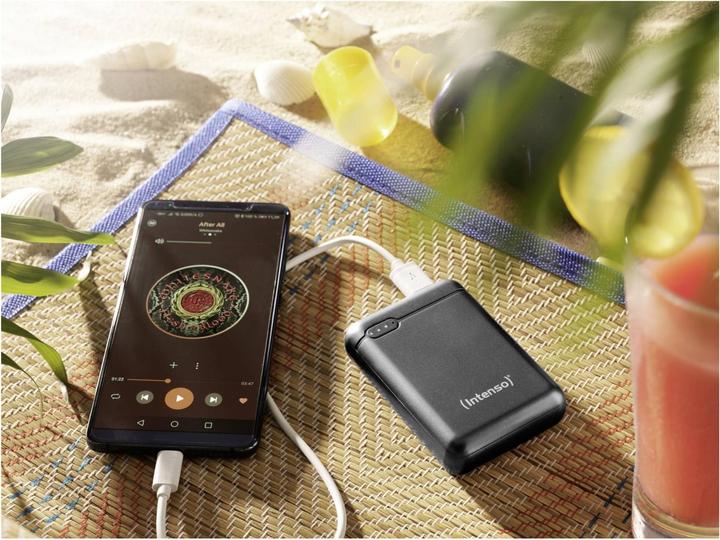 Actual product image Intenso XS 10000 (10000 mAh, 37 Wh)