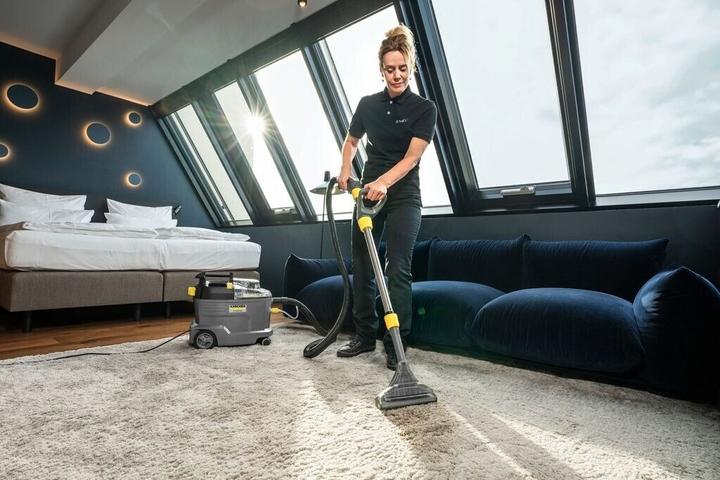 Productafbeelding Kärcher Puzzi 8/1 ADV wasstofzuiger (Nat-droog stofzuiger)