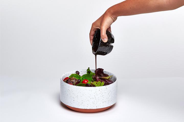 Actual product image Doiy Eclipse Big Black&White - Bowl (2 x)