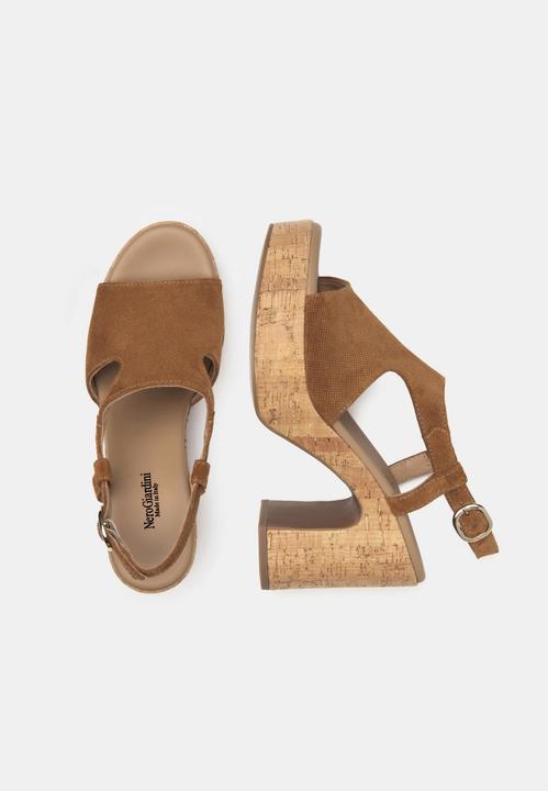 Actual product image Nero Giardini Pumps (40)