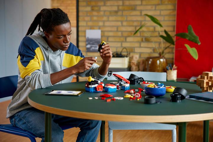 Produktbild LEGO Mario & Standard-Kart (72037, LEGO Super Mario, LEGO Seltene Sets)
