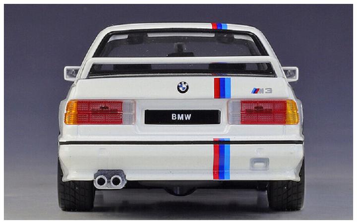 Actual product image Bburago M3 1988
