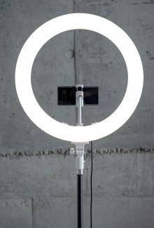 Actual product image Newell Ring Light RL-18A - Artic White (Ring light)
