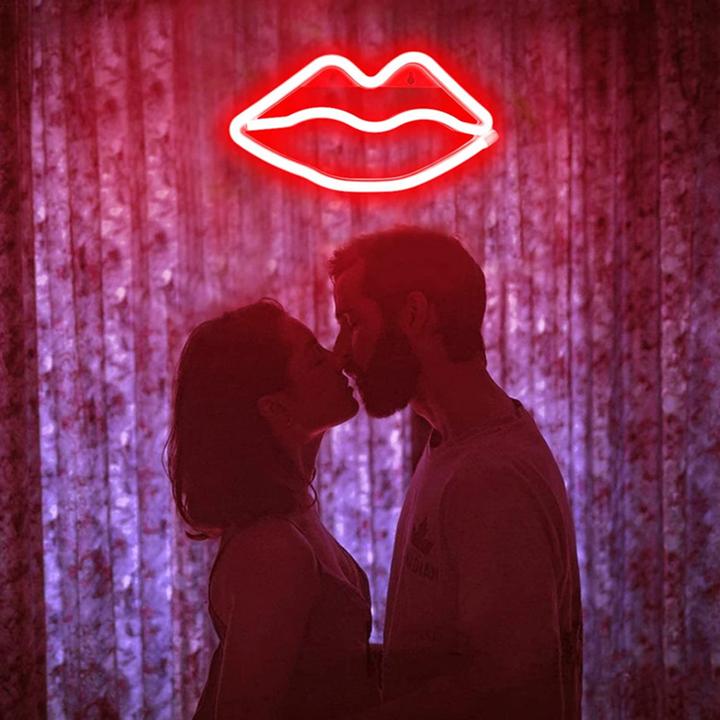 Image du produit Forever Light Lampe LED Néon LIPS rouge Bat + USB FLNEO8 (2 cm)