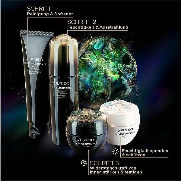 Actual product image Shiseido Future Solution LX Intensive Firming Brilliance Serum - Hydrates (50 ml)