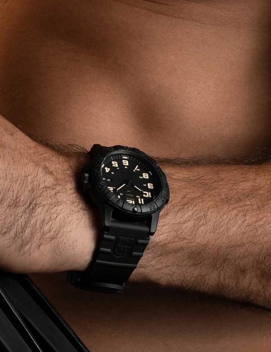 Actual product image Luminox Navy Seal XS.0330 Turtle Giant (Diving watch, 44 mm)