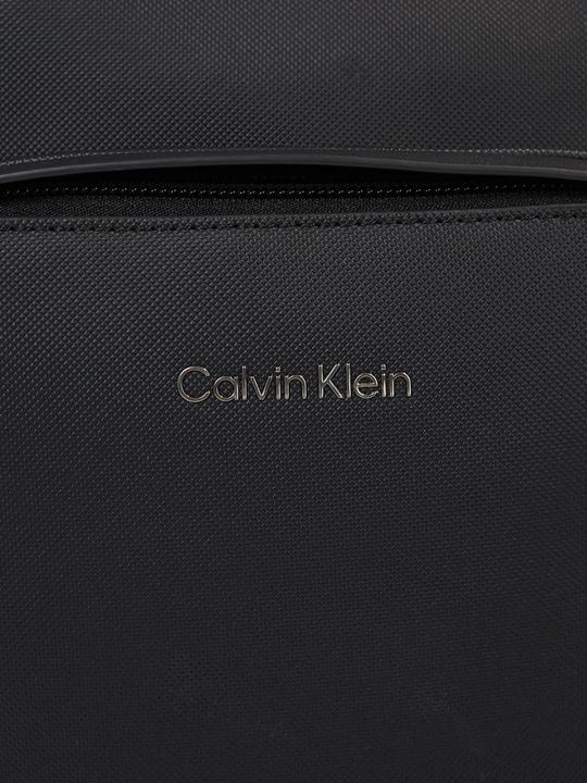 Produktbild Calvin Klein Herren Umhängetasche Ck Must Pique Reporter S W/Pckt Klein, Schwarz (Ck Black), Einheit (51% Polyester, 49% Polyurethan)