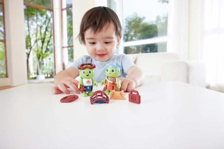 Actual product image Hape Kayl & Wai
