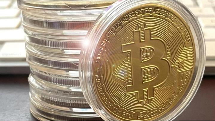 Image du produit Crypto Novelty Bitcoin Cryptocurrency Souvenir Novelty Item Coin