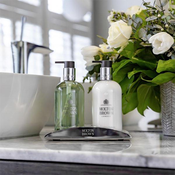 Produktbild Molton Brown Refined White Mulberry Hand Lotion (300 ml)