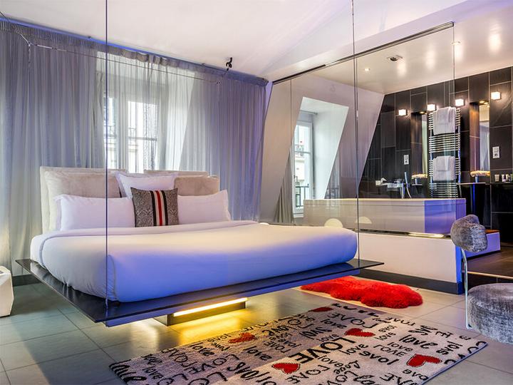 Actual product image Smartbox Séjour de charme : 2 jours en suite en boutique hôtel 4* à Paris (2 pers.)