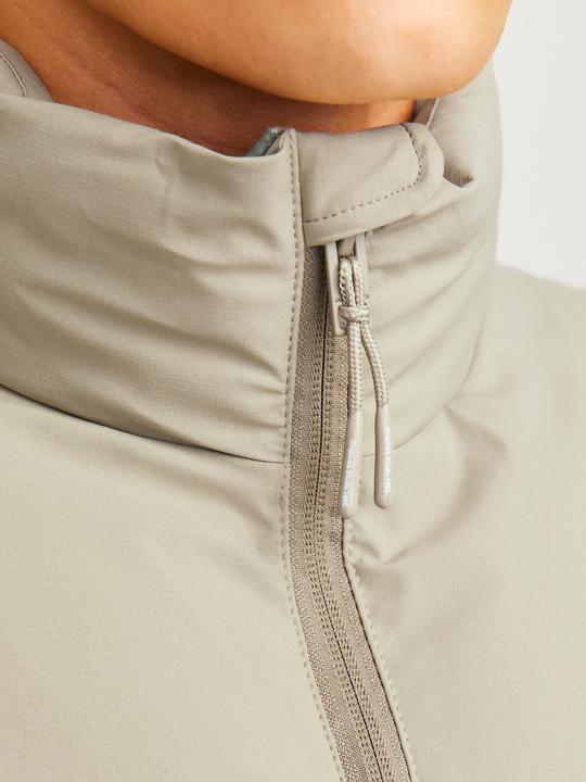 Produktbild Jack & Jones Jorvesterbro Bodywarmer Aw24 Sn (XL)