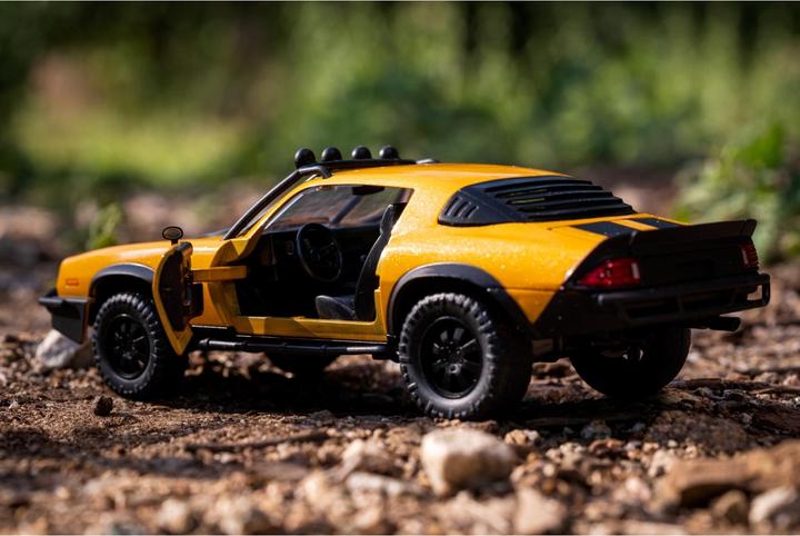 Actual product image Jada Transformers Bumblebee (T7) 1:24