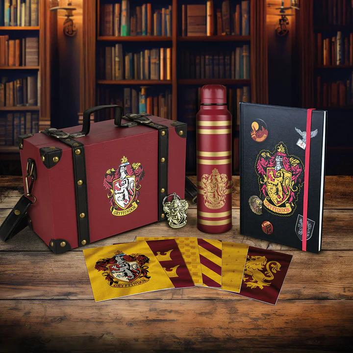 Produktbild Pyramid Harry Potter Premium Geschenkbox Colorful Crest Gryffindor