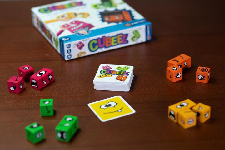 Immagine prodotto HCM Kinzel HCM55171 - Cubeez - Gioco da tavolo, 2-4 giocatori, età 6+ (edizione DE) (Tedesco)