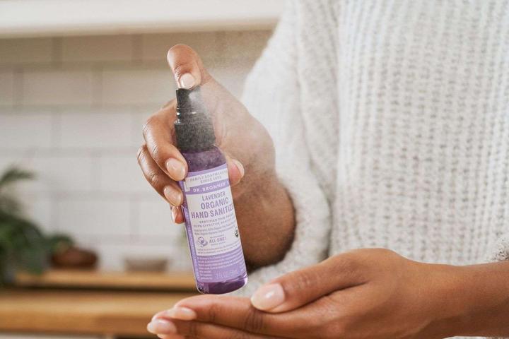 Image du produit Dr. Bronner's Spray assainissant pour les mains à la lavande organique (60 ml)