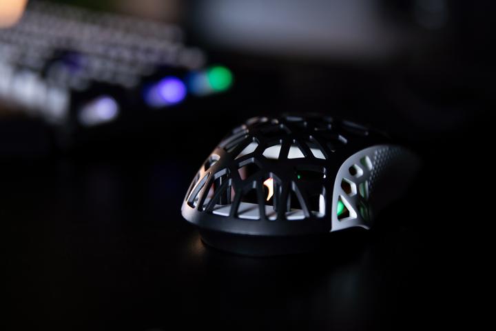 Produktbild Konix Souris Ultra Light - Magic The Gathering (Kabelgebunden)