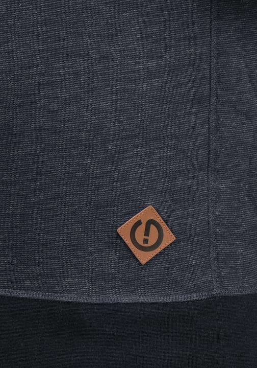 Actual product image Solid Vitu-Neck Men's Sweatshirt (XL)