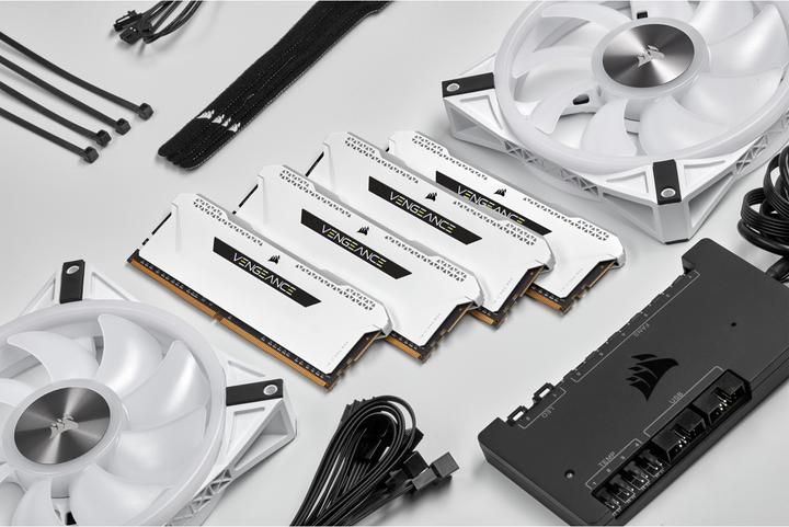 Actual product image Corsair Vengeance RGB Pro SL (2 x 8GB, 3200 MHz, DDR4-RAM, DIMM)