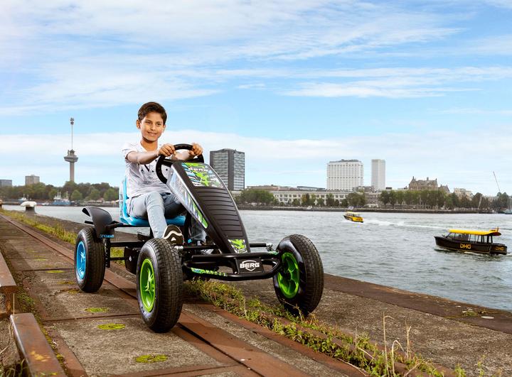 Actual product image BERG Electric Skelter X-ite E-BFR - Blauw/Groen - Vanaf 6 jaar